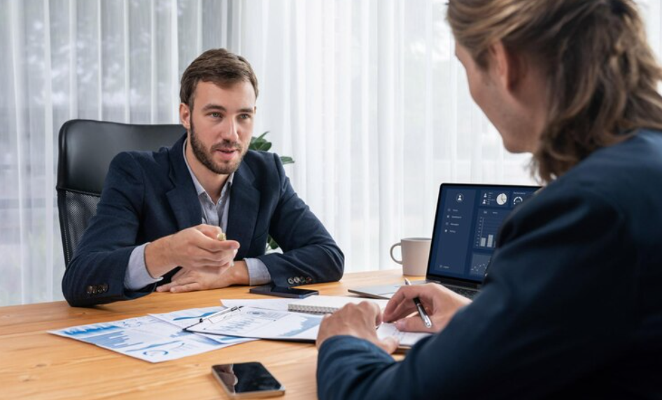 How a Fiduciary Financial Advisor Can Help You Build a Stronger Financial Plan