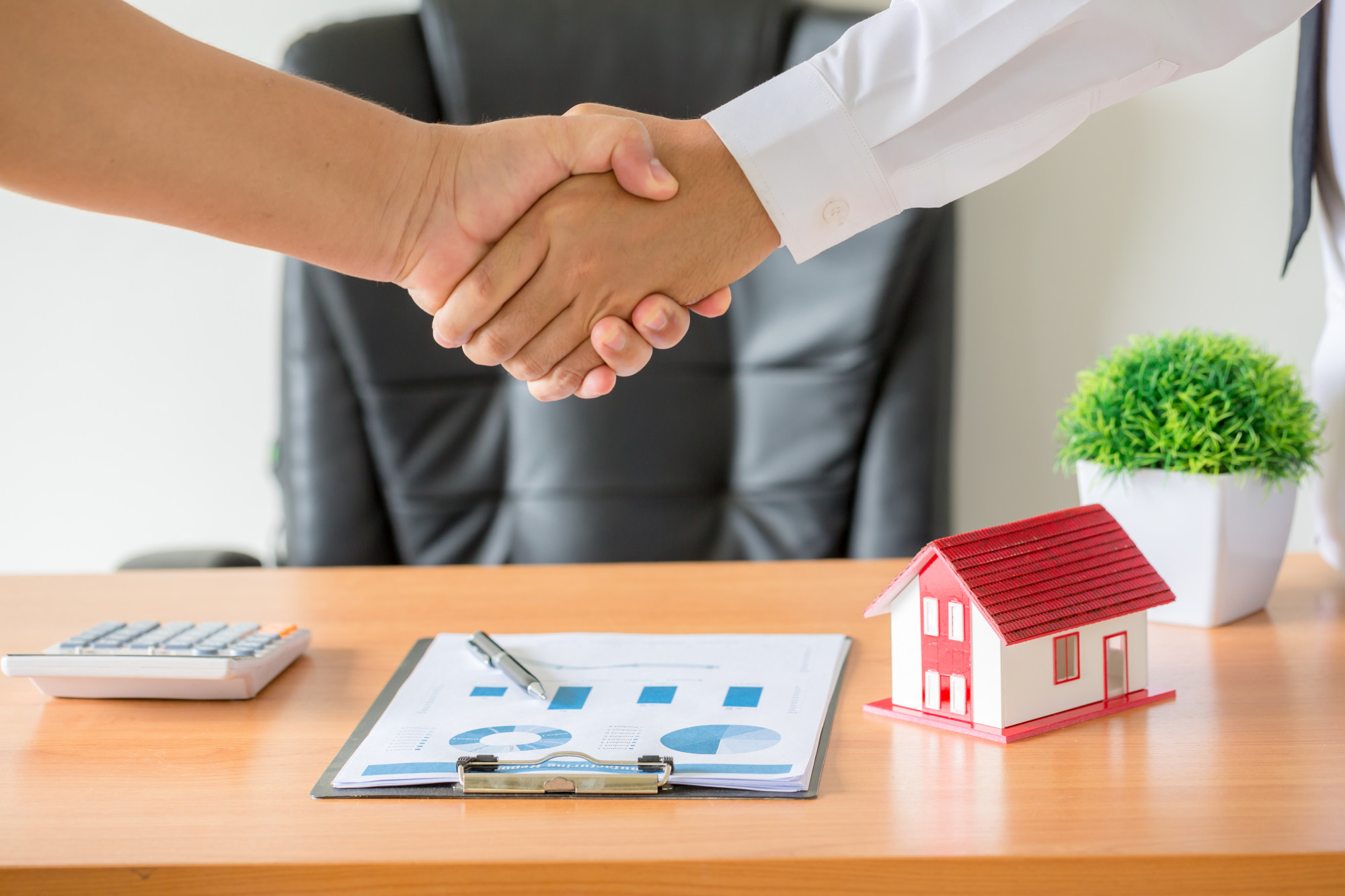 Why Choosing a Professional Mortgage Loan Broker is Important