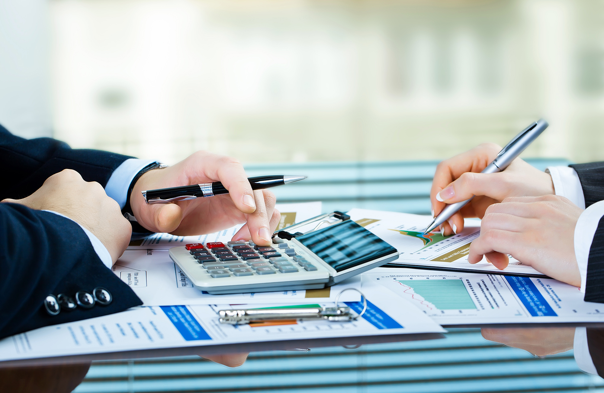 Essential Guide to Finding the Right Professional Guidance for Your Wealth